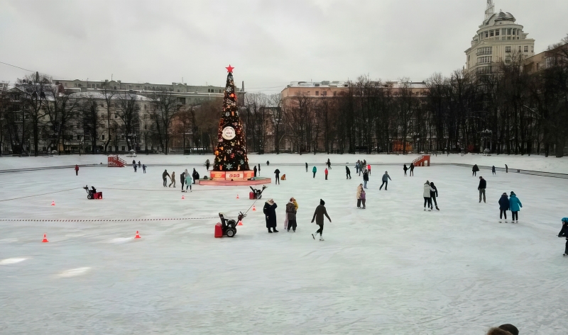 Где кататься на коньках в Москве: 12 лучших мест столицы, цены в 2025 году и график работы